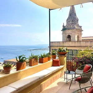 Szálloda Mabel, Taormina
